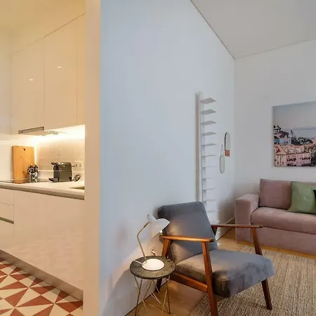 Apartment Brand New One-bedroom In Downtown