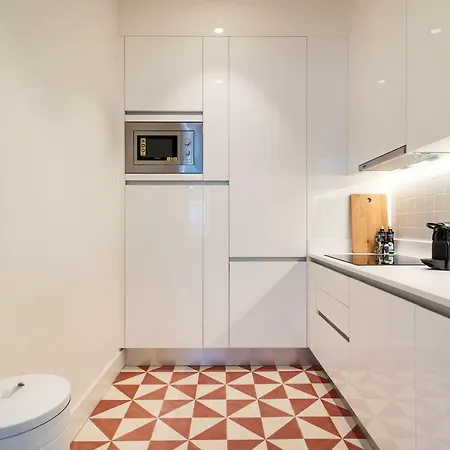 Brand New One-bedroom In Downtown Lisbon